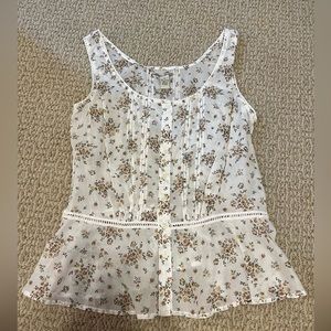 Lucky Brand floral tanktop
Size small